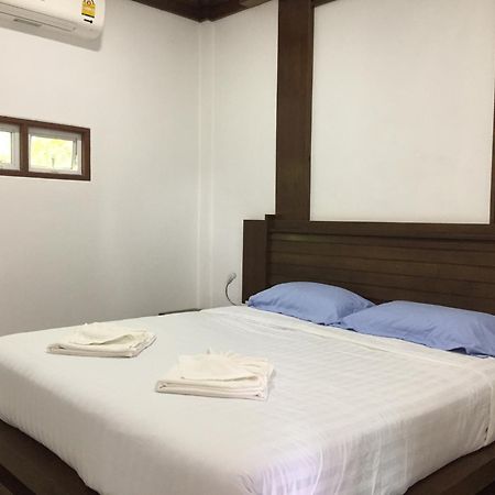 Tara House 호텔 란타섬 객실 사진