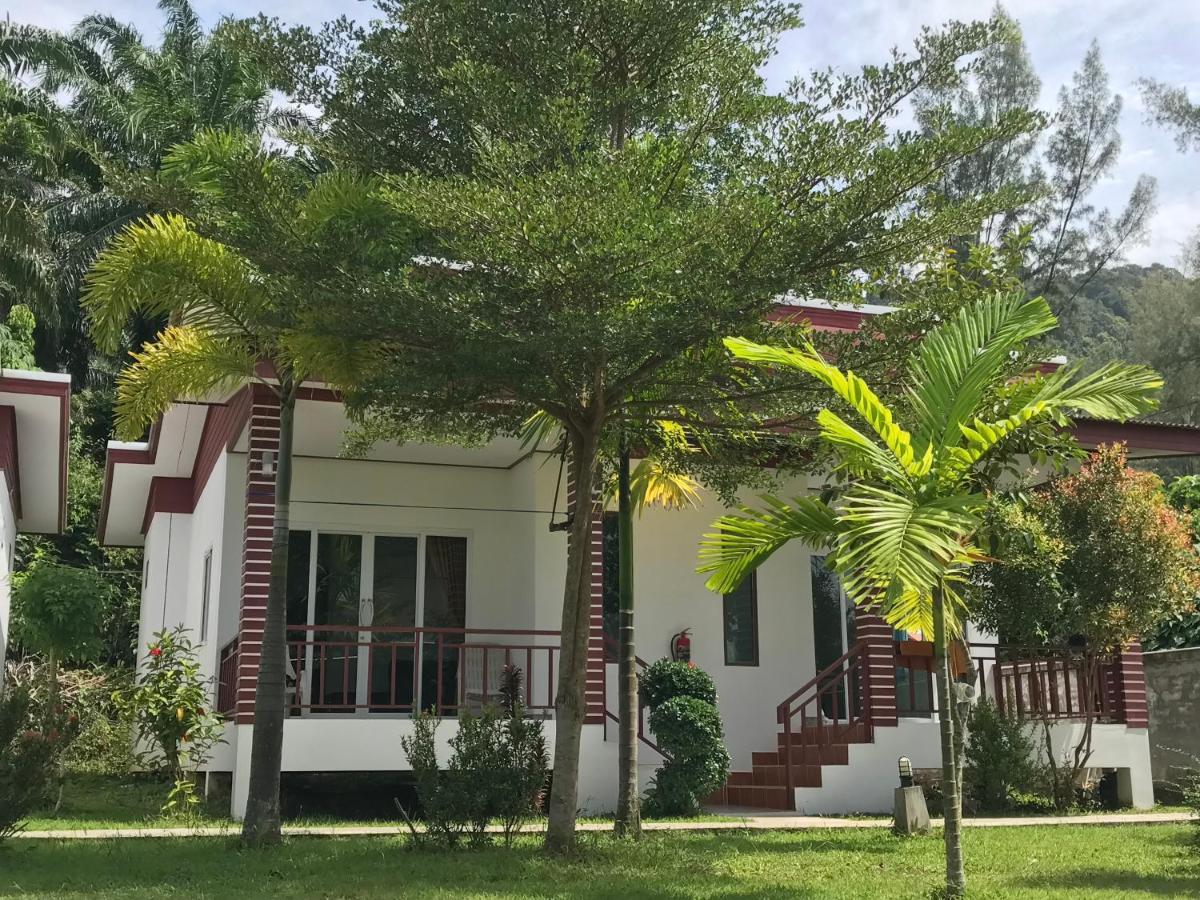 Tara House 호텔 란타섬 외부 사진